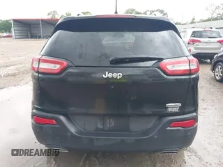 2016 Jeep Cherokee Latitude with VIN 1C4PJLCS4GW347185, listed as a IAAI auction lot 41909802 with 155,026 mi miles. Bid and sale history available at carsss.com. Image 16.