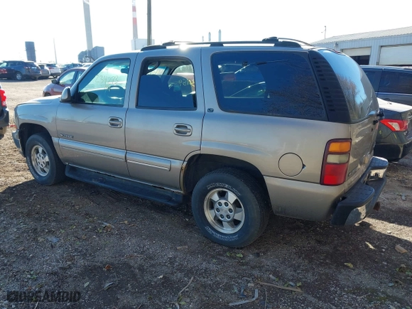 2001 Chevrolet Tahoe LS with VIN 1GNEK13TX1J133931, listed as a IAAI auction lot 41030154 with 234,273 mi miles. Bid and sale history available at carsss.com. Image 3.