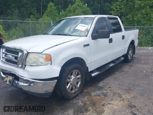 2007 Ford F-150 XLT z VIN 1FTRW12W67FB50327, wystawiony jako IAAI lot #42400863 z przebiegiem 231 181 mil mil oraz . Historia ofert i sprzedaży dostępna na DreamBid. Obrazek 2.