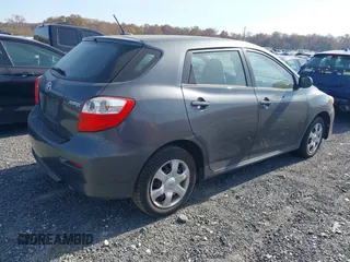2009 Toyota Matrix with VIN 2T1KU40E59C045695, listed as a IAAI auction lot 40704306 with 140,015 mi miles and . Bid and sale history available at DreamBid. Image 4.