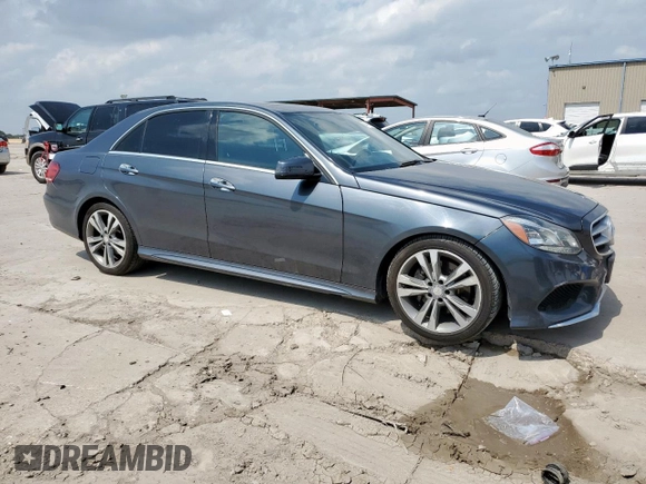 2014 Mercedes-Benz E 350 Sport with VIN WDDHF5KB5EB026558, listed as a Copart auction lot 59440265 with 139,160 mi miles and Salvage title. Bid and sale history available at DreamBid. Image 4.