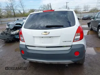 2014 Chevrolet Captiva Sport LS with VIN 3GNAL2EK9ES657923, listed as a IAAI auction lot 41903195 with 120,786 mi miles. Bid and sale history available at carsss.com. Image 16.