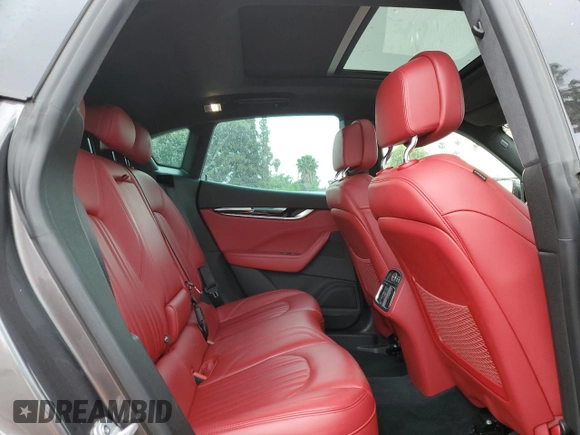 2018 Maserati Levante with VIN ZN661XUA7JX270207, listed as a Copart auction lot 55647243 with 21,557 mi miles. Bid and sale history available at carsss.com. Image 11.