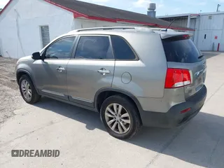2011 Kia Sorento EX with VIN 5XYKU4A10BG113603, listed as a IAAI auction lot 42123052 with 238,437 mi miles. Bid and sale history available at carsss.com. Image 3.