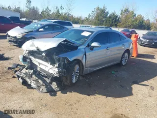 2020 Toyota Avalon Hybrid Limited with VIN 4T1D21FB6LU018439, listed as a IAAI auction lot 41429451 with 50,652 mi miles. Bid and sale history available at carsss.com. Image 2.
