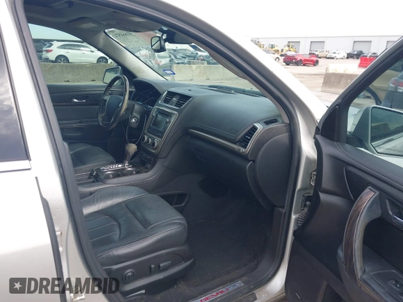 2014 GMC Acadia Denali z VIN 1GKKRTKD1EJ304413, wystawiony jako IAAI lot #41666574 z przebiegiem 115 717 mil mil oraz . Historia ofert i sprzedaży dostępna na DreamBid. Obrazek 5.