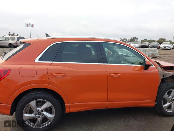2021 Audi Q3 Premium with VIN WA1AUCF30M1137042, listed as a IAAI auction lot 41502456 with 61,742 mi miles and . Bid and sale history available at DreamBid. Image 14.