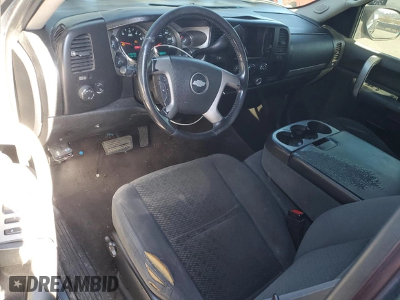 2008 Chevrolet Silverado 1500 1LT with VIN 3GCEC13J38G243316, listed as a Copart auction lot 45857755 with 203,734 mi miles and Salvage Title. Bid and sale history available at DreamBid. Image 8.