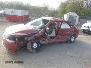 2010 Hyundai Elantra GLS z VIN KMHDU4AD3AU922864, wystawiony jako IAAI lot #42001133 z przebiegiem Nie podano mil oraz . Historia ofert i sprzedaży dostępna na DreamBid. Obrazek 13.