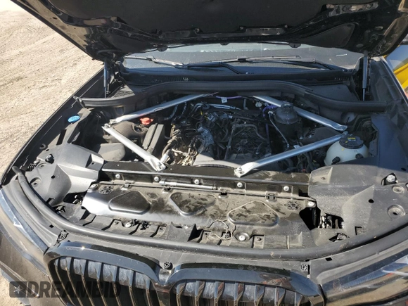 2022 BMW X7 xDrive40i z VIN 5UXCW2C07N9K42630, wystawiony jako Copart lot #52619295 z przebiegiem 60 706 mil mil oraz Szkoda całkowita • Salvage title. Historia ofert i sprzedaży dostępna na DreamBid. Obrazek 12.