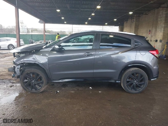 2022 Honda HR-V Sport with VIN 3CZRU6H10NM710946, listed as a IAAI auction lot 41741061 with 60,262 mi miles. Bid and sale history available at carsss.com. Image 15.