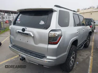 2010 Toyota 4Runner Trail with VIN JTEBU5JR3A5020489, listed as a IAAI auction lot 41255556 with 231,856 mi miles and . Bid and sale history available at DreamBid. Image 4.
