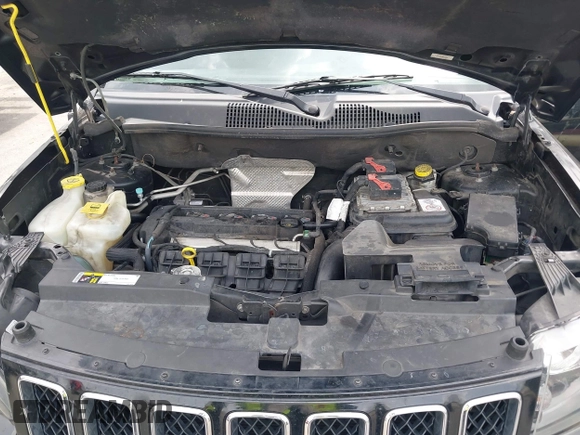 2017 Jeep Compass Sport SE with VIN 1C4NJCBA3HD146648, listed as a IAAI auction lot 42293004 with 161,896 mi miles and . Bid and sale history available at DreamBid. Image 10.