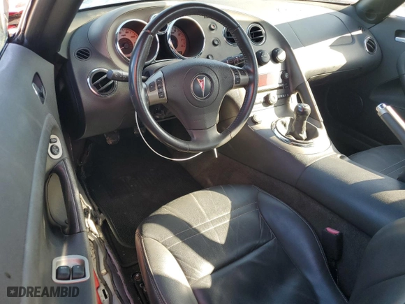 2006 Pontiac Solstice with VIN 1G2MB33B16Y101332, listed as a Copart auction lot 47266575 with NaN miles and Non Repairable. Bid and sale history available at carsss.com. Image 8.