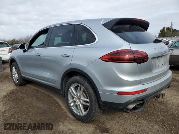 2016 Porsche Cayenne with VIN WP1AA2A29GKA38322, listed as a Copart auction lot 51913385 with 226,197 mi miles and Salvage Title. Bid and sale history available at carsss.com. Image 2.