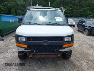 2017 Chevrolet Express Cargo with VIN 1GCWGAFF4H1102432, listed as a IAAI auction lot 42458698 with 282,698 mi miles and . Bid and sale history available at DreamBid. Image 6.