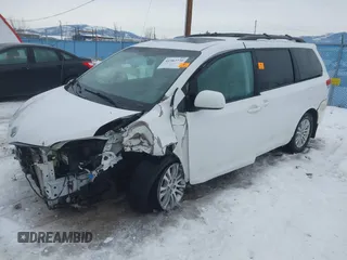 2014 Toyota Sienna XLE with VIN 5TDYK3DC9ES442525, listed as a IAAI auction lot 41502770 with Not provided miles and . Bid and sale history available at DreamBid. Image 2.