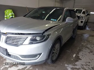 2017 Lincoln MKX Select with VIN 2LMPJ8KR5HBL30586, listed as a IAAI auction lot 41749741 with 64,172 mi miles. Bid and sale history available at carsss.com. Image 17.