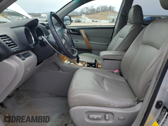 2009 Toyota Highlander Hybrid with VIN JTEEW41A892030511, listed as a Copart auction lot 51954255 with 223,543 mi miles and Clean Title. Bid and sale history available at carsss.com. Image 7.
