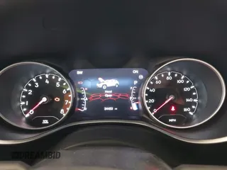 2021 Jeep Compass Altitude z VIN 3C4NJDBB0MT552227, wystawiony jako IAAI lot #41731839 z przebiegiem 34 453 mil mil oraz . Historia ofert i sprzedaży dostępna na DreamBid. Obrazek 7.