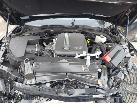 2024 Cadillac CT4 Luxury z VIN 1G6DJ5RK7R0101102, wystawiony jako IAAI lot #41906123 z przebiegiem 5 690 mil mil oraz . Historia ofert i sprzedaży dostępna na DreamBid. Obrazek 10.