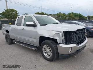 2017 Chevrolet Silverado 1500 LT with VIN 1GCVKREC7HZ122563, listed as a IAAI auction lot 41890118 with 38,732 mi miles. Bid and sale history available at carsss.com. Image 1.