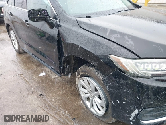 2016 Acura RDX with VIN 5J8TB4H31GL016117, listed as a IAAI auction lot 41747892 with 122,296 mi miles. Bid and sale history available at carsss.com. Image 6.