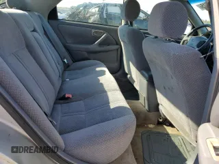 2000 Toyota Camry CE z VIN 4T1BG22K2YU711908, wystawiony jako Copart lot #56294515 z przebiegiem 110 871 mil mil oraz Szkoda całkowita • Salvage title. Historia ofert i sprzedaży dostępna na DreamBid. Obrazek 10.