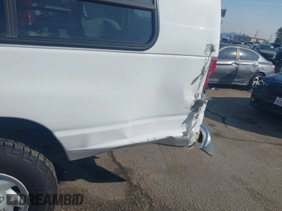 2007 Ford Econoline Cargo Commercial with VIN 1FTNS24W47DB08151, listed as a IAAI auction lot 41449205 with 638,815 mi miles and . Bid and sale history available at DreamBid. Image 13.