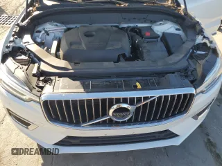 2018 Volvo XC60 Inscription with VIN LYVA22RL0JB087488, listed as a Copart auction lot 77495764 with 70,526 mi miles and Salvage Title. Bid and sale history available at DreamBid. Image 12.