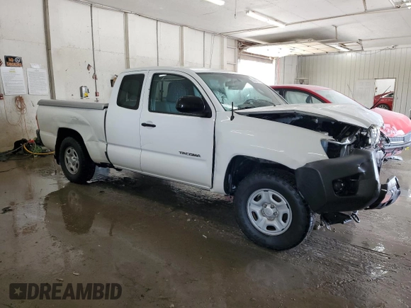 2014 Toyota Tacoma with VIN 5TFTX4CN8EX038775, listed as a Copart auction lot 60266875 with 92,564 mi miles and Salvage title. Bid and sale history available at DreamBid. Image 4.