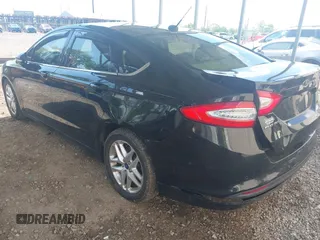 2013 Ford Fusion SE z VIN 3FA6P0H74DR121844, wystawiony jako IAAI lot #42192590 z przebiegiem 243 433 mil mil oraz . Historia ofert i sprzedaży dostępna na DreamBid. Obrazek 3.