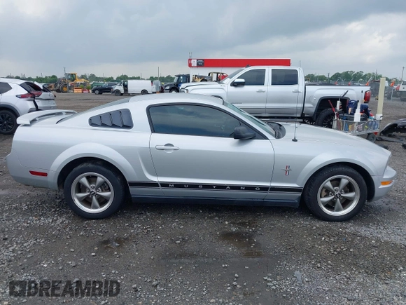 2006 Ford Mustang Standard с VIN 1ZVHT80N365131890, выставлен на аукционе IAAI как лот 42291926 с пробегом 199 403 миль миль и . История ставок и продаж доступна на DreamBid. Изображение 13.