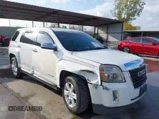 2011 GMC Terrain SLE-1 z VIN 2CTALMEC1B6216136, wystawiony jako IAAI lot #41108001 z przebiegiem 204 311 mil mil oraz . Historia ofert i sprzedaży dostępna na DreamBid. Obrazek 1.