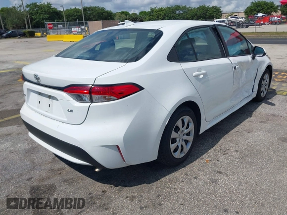 2022 Toyota Corolla LE with VIN 5YFEPMAE0NP358957, listed as a IAAI auction lot 42167553 with 48,339 mi miles and . Bid and sale history available at carsss.com. Image 4.