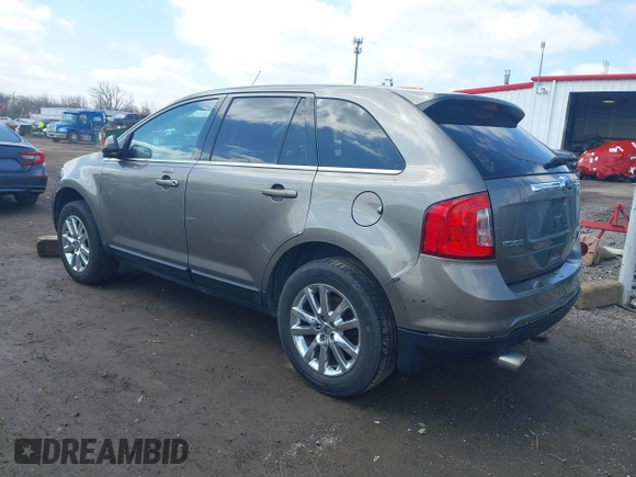 2013 Ford Edge Limited with VIN 2FMDK3KC0DBC18122, listed as a IAAI auction lot 41925582 with 190,955 mi miles. Bid and sale history available at carsss.com. Image 3.