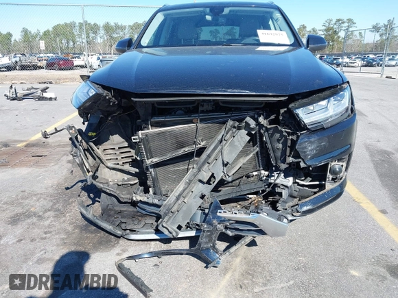 2017 Audi Q7 Premium Plus with VIN WA1LAAF79HD043044, listed as a IAAI auction lot 41692975 with 109,430 mi miles. Bid and sale history available at carsss.com. Image 6.
