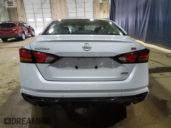 2024 Nissan Altima 2.5 SR with VIN 1N4BL4CW6RN409004, listed as a Copart auction lot 45511445 with 28,126 mi miles and Non Repairable. Bid and sale history available at carsss.com. Image 6.