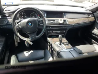 2014 BMW 7 Series ALPINA B7 с VIN WBAYE8C5XED136045, выставлен на аукционе Copart как лот 54751835 с пробегом 92 812 миль миль и Списание • Salvage title. История ставок и продаж доступна на DreamBid. Изображение 8.