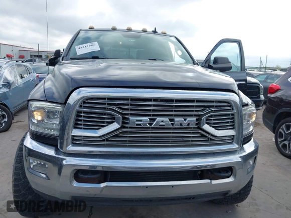 2016 Ram 2500 SLT with VIN 3C6UR5DL6GG113215, listed as a IAAI auction lot 42211606 with 182,680 mi miles. Bid and sale history available at carsss.com. Image 6.