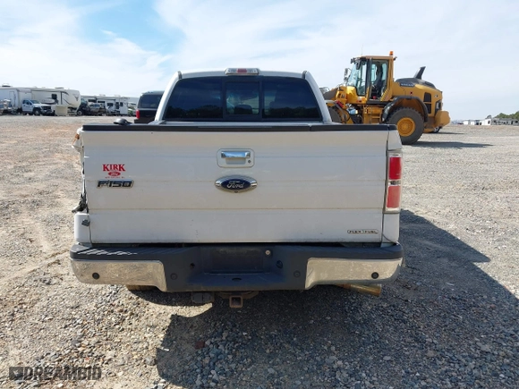 2013 Ford F-150 XL with VIN 1FTFW1CT4DFB15983, listed as a IAAI auction lot 41357017 with 203,996 mi miles. Bid and sale history available at carsss.com. Image 17.
