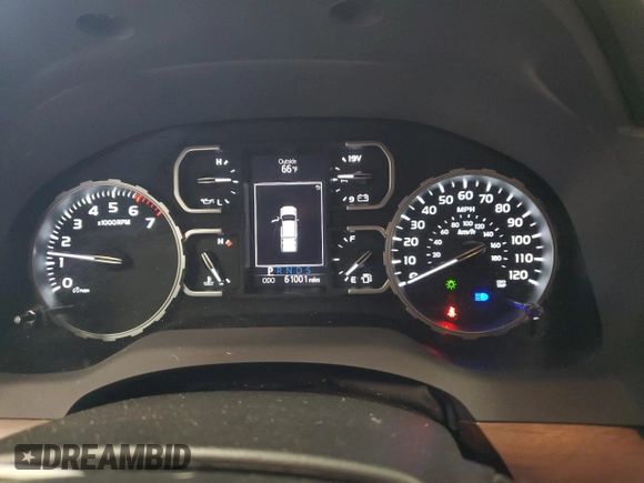 2018 Toyota Tundra SR5 z VIN 5TFHW5F15JX767768, wystawiony jako Copart lot #73587614 z przebiegiem 61 001 mil mil oraz Szkoda całkowita • Salvage title. Historia ofert i sprzedaży dostępna na DreamBid. Obrazek 9.