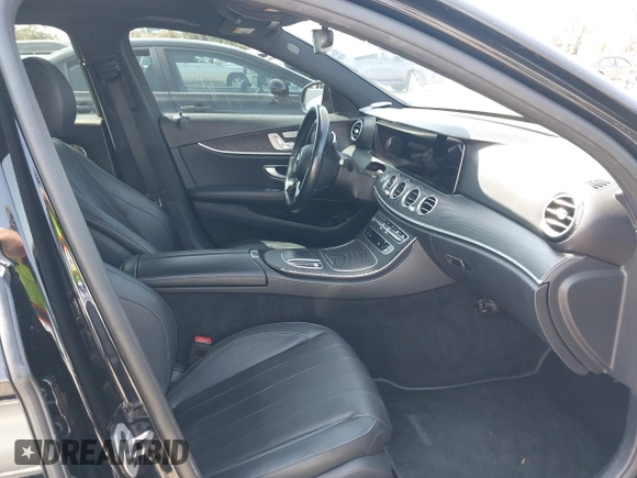 2021 Mercedes-Benz E-Class E 350 with VIN W1KZF8DB5MA971128, listed as a IAAI auction lot 42157523 with 130,320 mi miles. Bid and sale history available at carsss.com. Image 5.