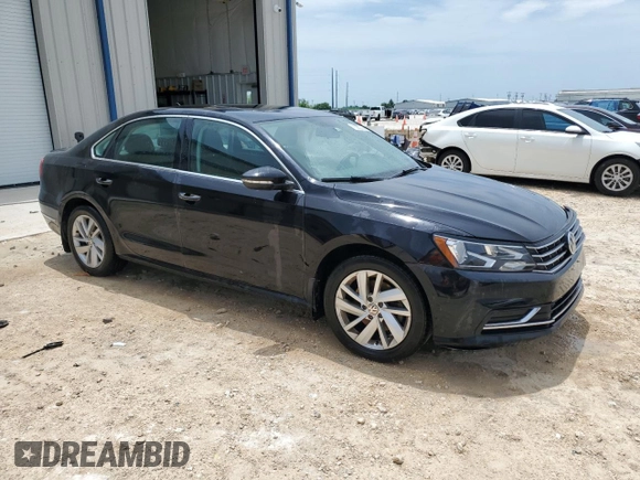 2018 Volkswagen Passat SE z VIN 1VWBA7A35JC038246, wystawiony jako Copart lot #56144005 z przebiegiem 67 561 mil mil oraz Czysty tytuł • Clean title. Historia ofert i sprzedaży dostępna na DreamBid. Obrazek 4.