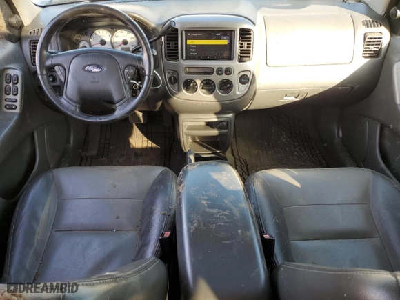 2003 Ford Escape XLT Popular 2 with VIN 1FMYU93193KC40989, listed as a Copart auction lot 50424235 with 92,238 mi miles and Salvage Title. Bid and sale history available at carsss.com. Image 8.