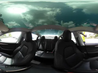 2023 Tesla Model 3 z VIN 5YJ3E1EA4PF461624, wystawiony jako IAAI lot #42433789 z przebiegiem 22 182 mil mil oraz . Historia ofert i sprzedaży dostępna na DreamBid. Obrazek 22.