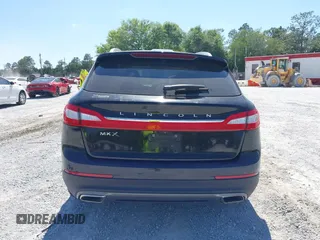 2017 Lincoln MKX Select z VIN 2LMPJ6KR4HBL48601, wystawiony jako IAAI lot #42029348 z przebiegiem 113 965 mil mil oraz . Historia ofert i sprzedaży dostępna na DreamBid. Obrazek 16.