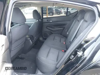 2019 Nissan Altima 2.5 SV with VIN 1N4BL4DV5KC171640, listed as a IAAI auction lot 41845529 with 70,615 mi miles. Bid and sale history available at carsss.com. Image 8.
