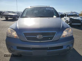 2005 Kia Sorento LX with VIN KNDJD733X55410306, listed as a Copart auction lot 45815005 with 104,153 mi miles and Salvage Title. Bid and sale history available at DreamBid. Image 5.