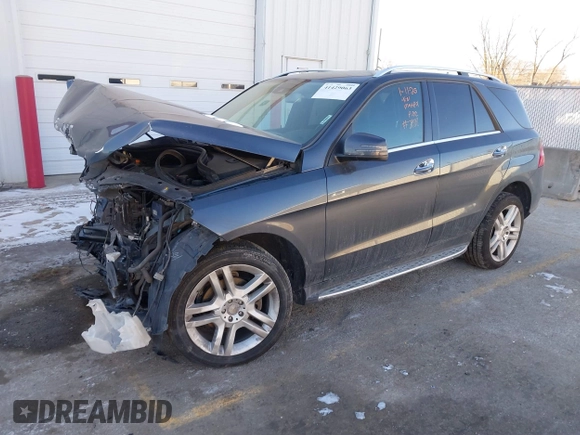 2014 Mercedes-Benz M 350 with VIN 4JGDA5HB8EA274738, listed as a IAAI auction lot 41429063 with Not Provided miles and . Bid and sale history available at carsss.com. Image 17.
